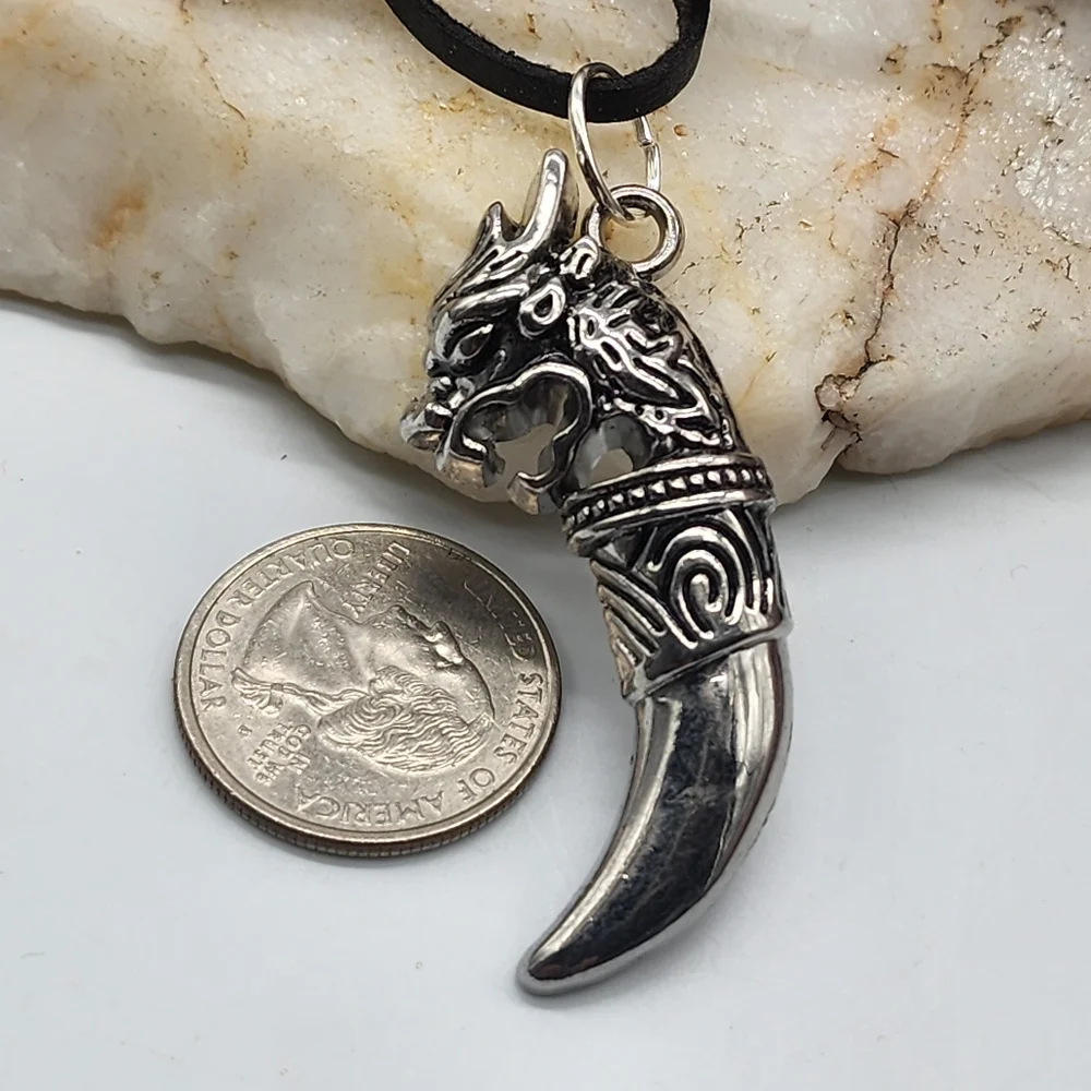 ❤️ Silver plated Woolf Tooth Pendant Black Cord Tiger Leon Celtic Ethnic Boho